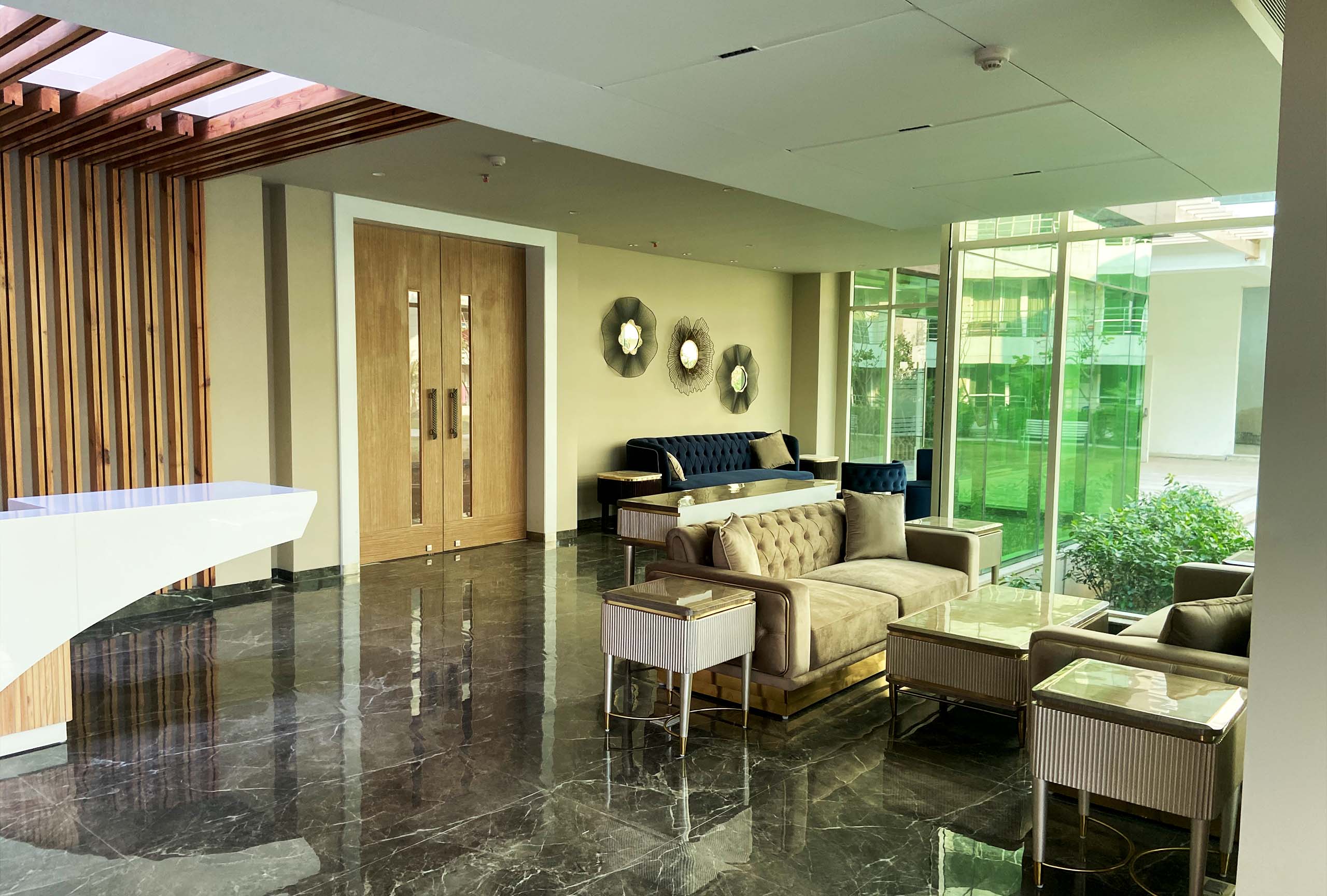 KTA_Tropicana_Interior_2560x1728_2